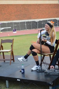 1395411_10201715983360347_1578557808_n